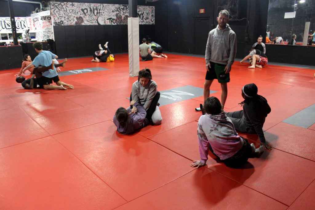 No Gi Jiu Jitsu Drilling And Instruction